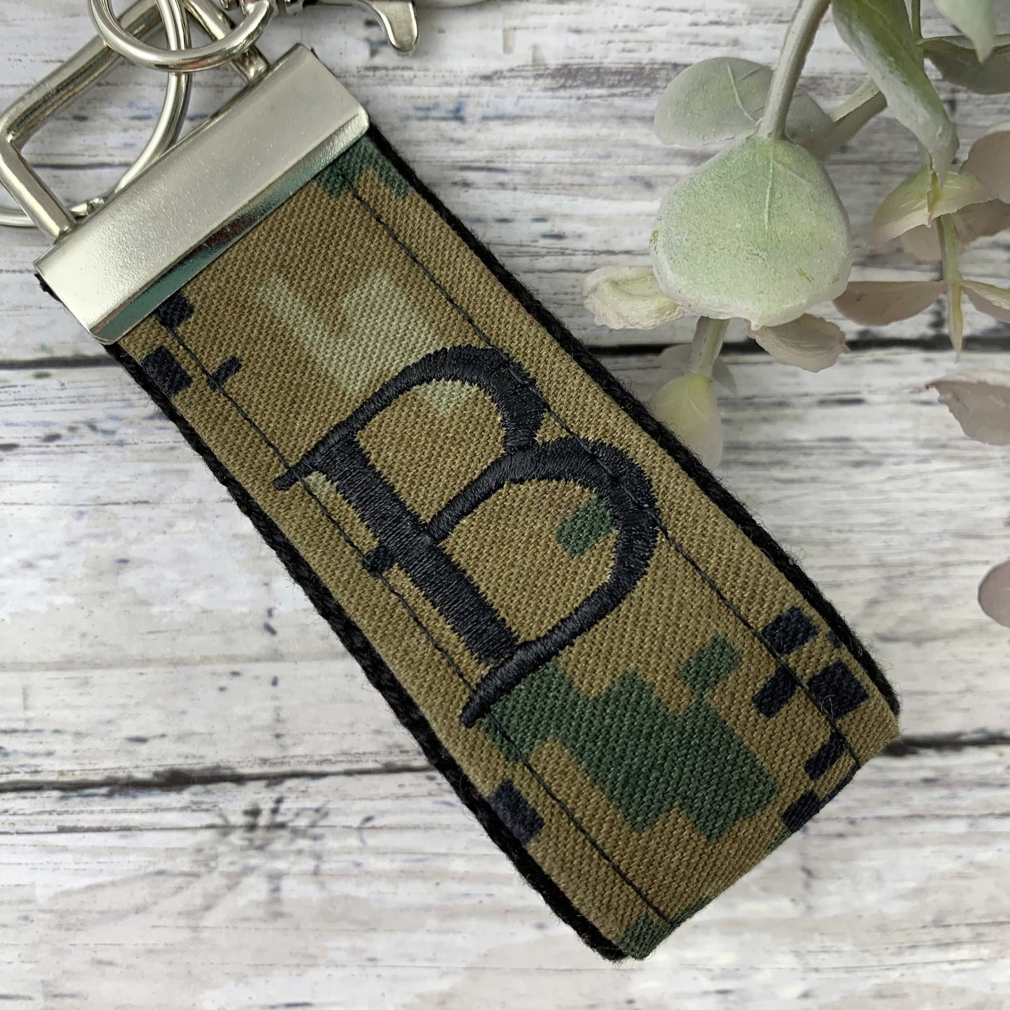 Initial Keychain, Monogrammed Keychain, Popular Right Now, Graduation Gift For Him, Male Teacher Gifts, Godfather Gift, Mini Key fob, Camo