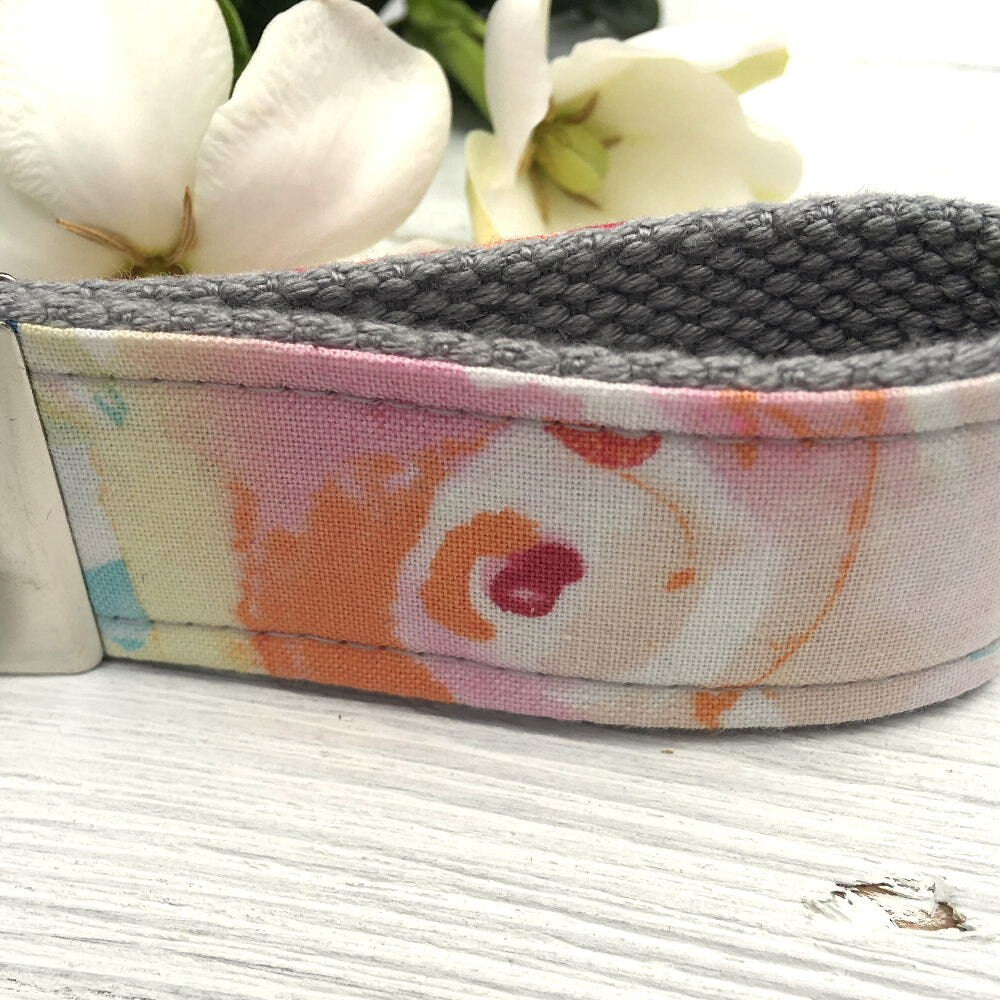 Floral Mini Keyfob FOB Keychain for Women Ideal as a Purse Keychain or Backpack Keychain, Ideal Small Bridesmaid Gift Pastel Keychain