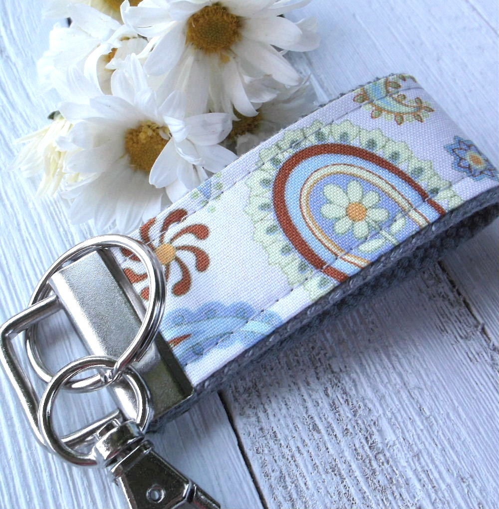 Mini Keyfob FOB Keychain for Women Ideal as a Purse Keychain or Backpack Keychain, Ideal Small Bridesmaid Gift Gray Floral Paisley