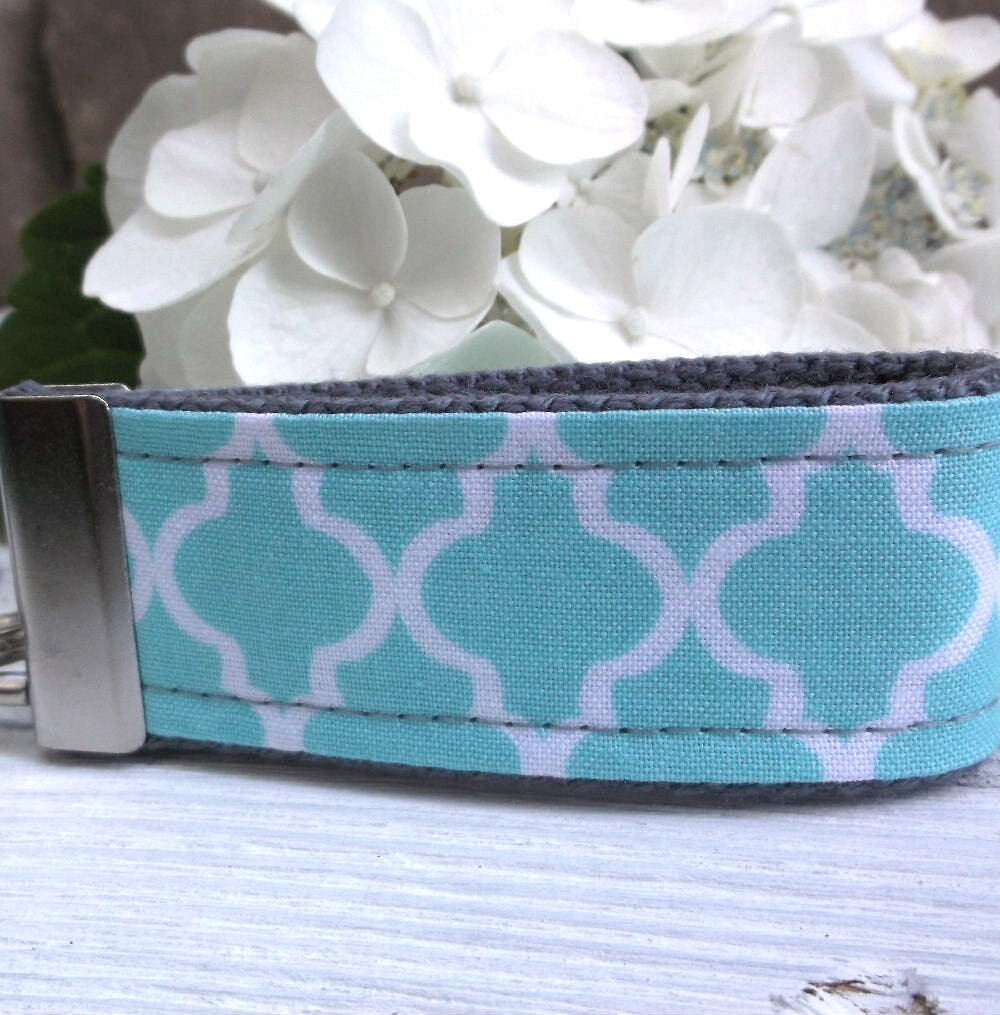 Mini Keyfob FOB Keychain for Women Ideal as a Purse Keychain or Backpack Keychain, Ideal Small Bridesmaid Gift, Aqua Trellis