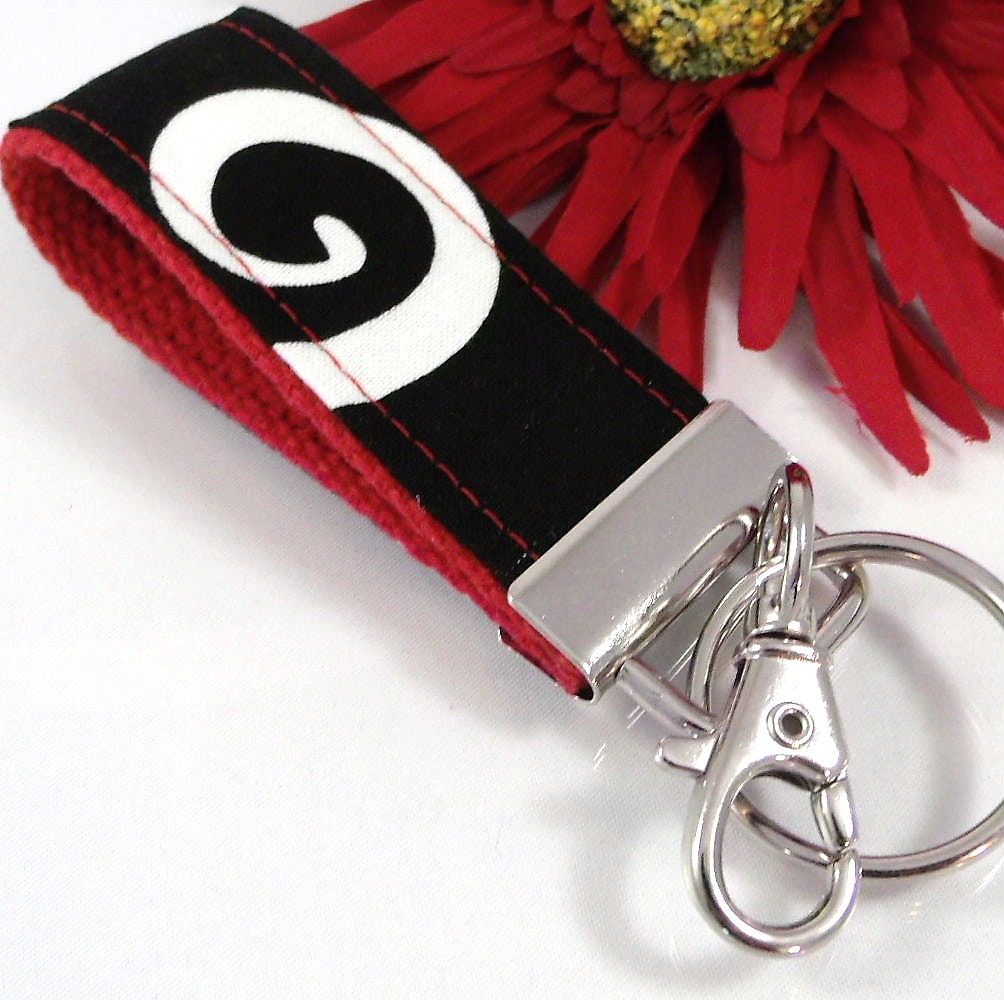 Floral Mini Keyfob FOB Keychain for Women Ideal as a Purse Keychain or Backpack Keychain, Ideal Small Bridesmaid Gift