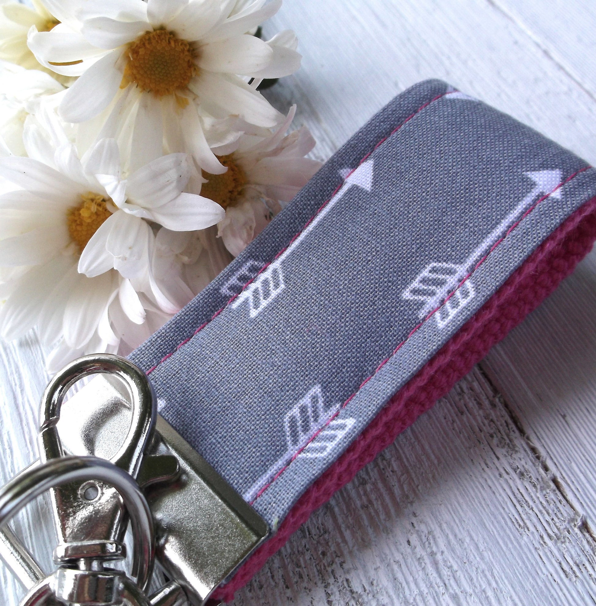 Mini Keyfob FOB Keychain for Women Ideal as a Purse Keychain or Backpack Keychain, Gray Arrow Keychain