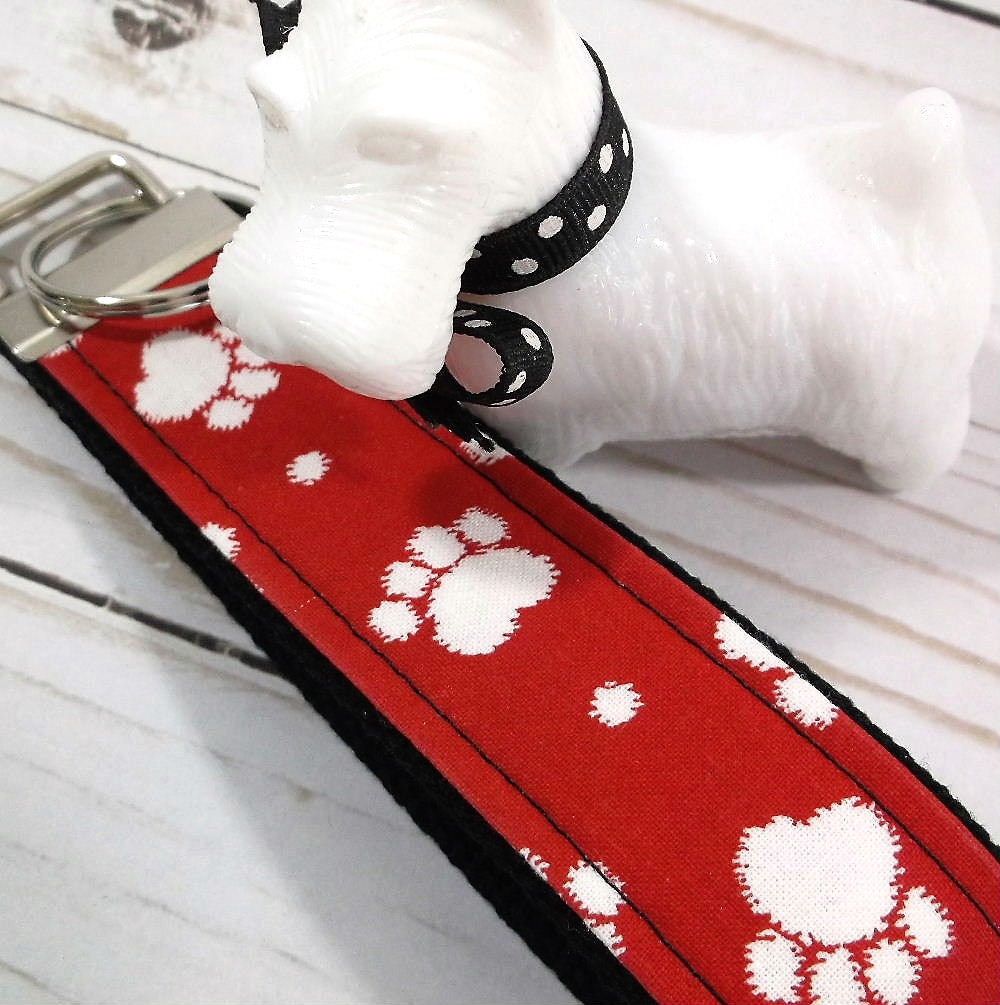 Dog Mom Keychain, Rescue Mom, Vet Tech Gift, Adopt Dog, Dog Sitter, Adopt a Pet, Trending Now, Dog Walker, Wristlet Keychain, Dog Owner gift