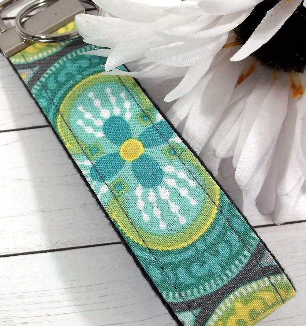 Floral Wristlet Keychain, College Graduation Gift for her, I Miss You Gift, Goodbye Gift