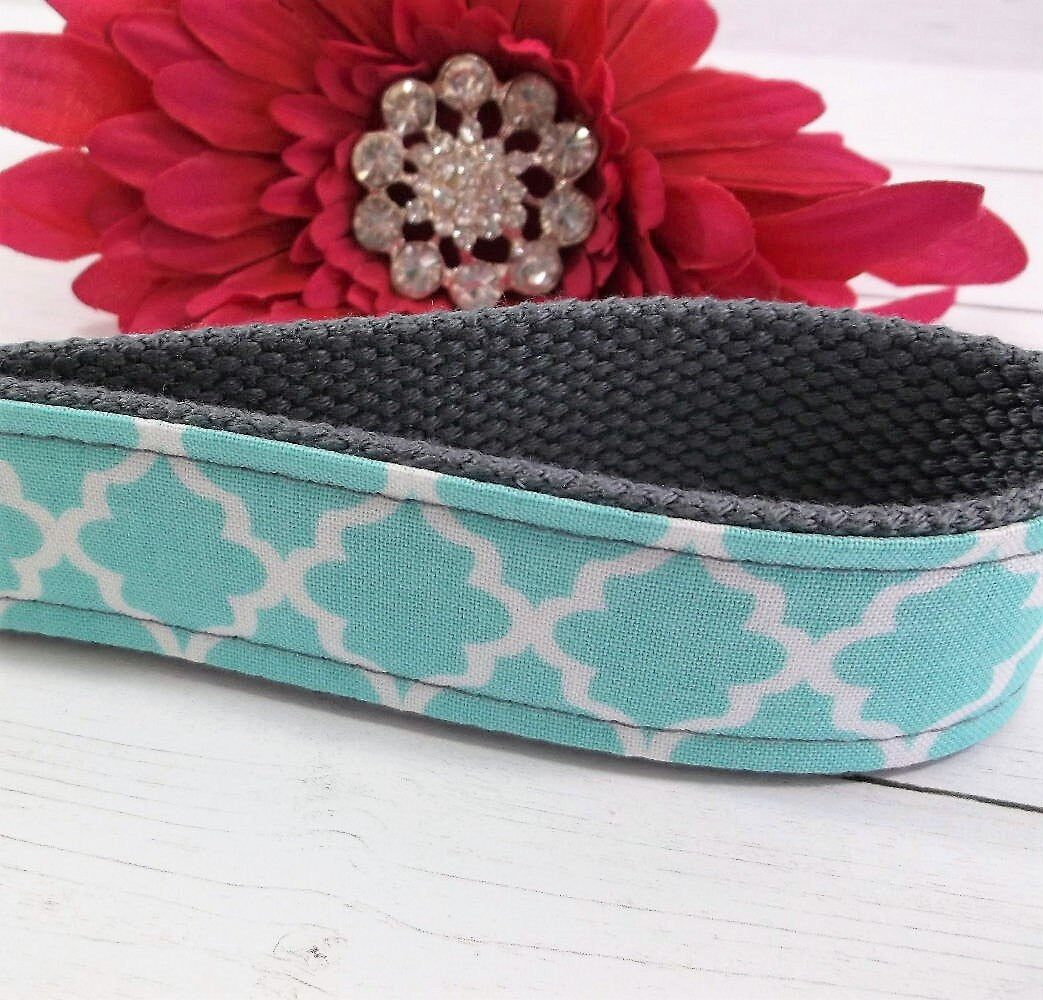 Quatrefoil fabric Wristlet Keychain, College Graduation Gift for her, Thank you gift for Friend
