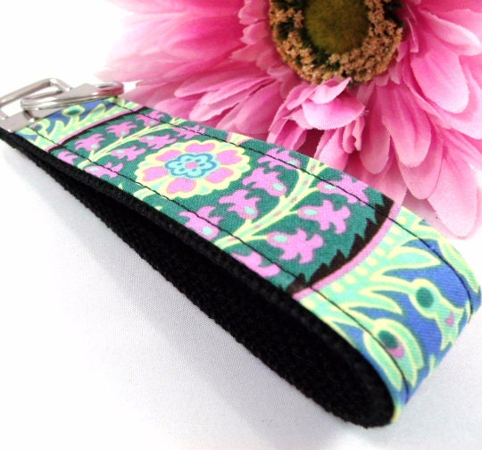 Wristlet Key Fob in Emerald Amy Butler Floral