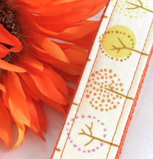 Handmade Wristlet Keychain in Tree Fabric, College Graduation Gift for her, I Miss You Gift, Mom Gift from Son