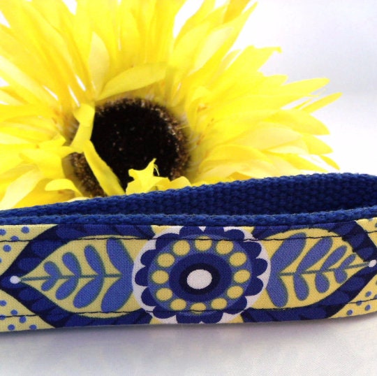 Handmade Floral Keychain Wristlet, College Graduation Gift for her, Thank you for Helping Me Grow, Expecting Mom Gift