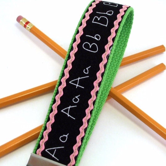 Handmade Teacher Keychain, Nanny Gift, Preschool Teacher Gifts, Teacher Assistant, First Grade Teacher, Daycare Provider Gifts