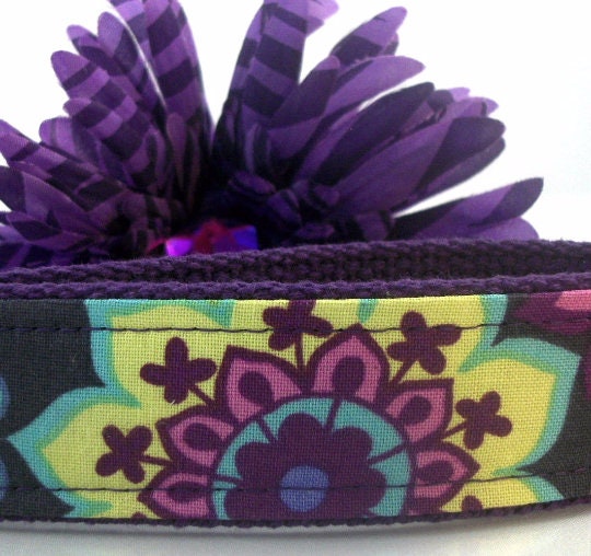 Handmade Wristlet Keychain in Paisley fabric, College Graduation Gift for her, I Miss You Gift, Mom Gift from Son