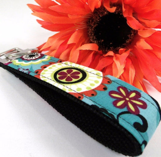 Handmade Wristlet Keychain in Paisley fabric, Boho Keychain, College Graduation Gift for her, I Miss You Gift, Mom Gift from Son