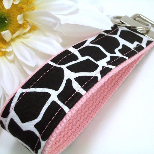 Pink and Black Giraffe Keychain, Animal Print Keychain, Giraffe Wristlet Keychain, Gift For Mom, Thank you Gift, Giraffe Key Fob Wristlet