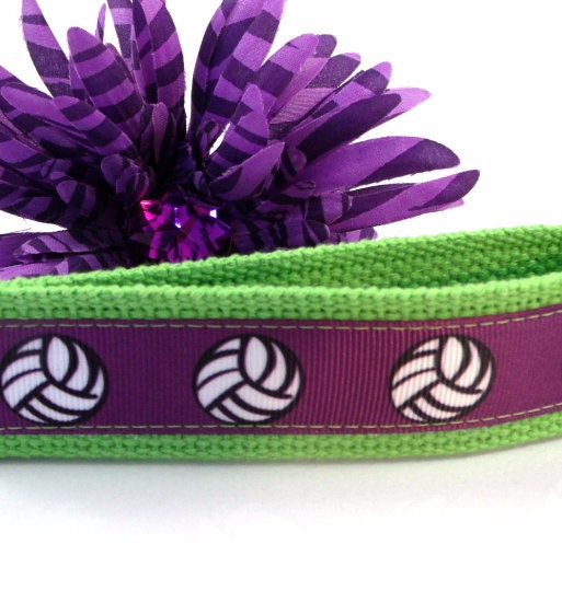 Handmade Volleyball Keychain, College Graduation Gift for her, I Miss You Gift, Volleyball Gifts for her