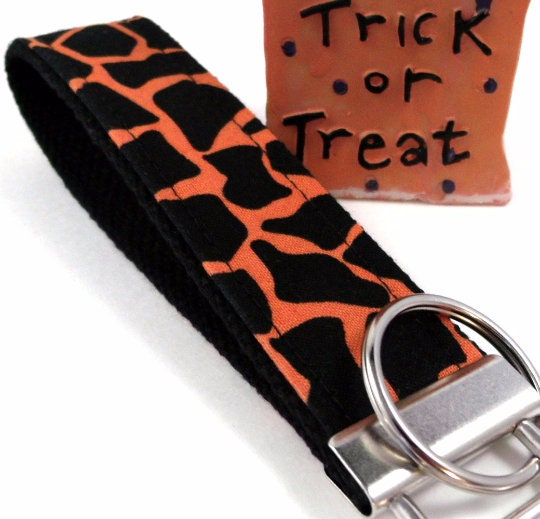 Handmade Giraffe Keychain Wristlet, Popular Right Now, Halloween, Thank you gift for Friend, Preschool Teacher Gifts