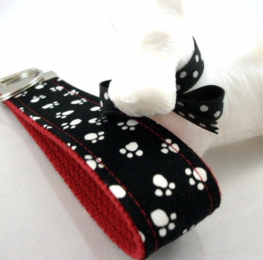 Dog Mom Keychain, Rescue Mom, Vet Tech Gift, Adopt Dog, Dog Sitter, Adopt a Pet, Trending Now, Dog Walker, Wristlet Keychain, Dog Owner gift