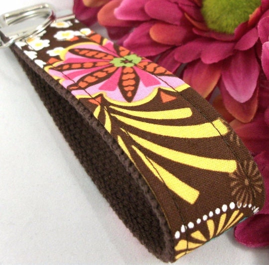 Handmade Floral Keychain, College Graduation Gift for her, I Miss You Gift, Mom Gift from Son