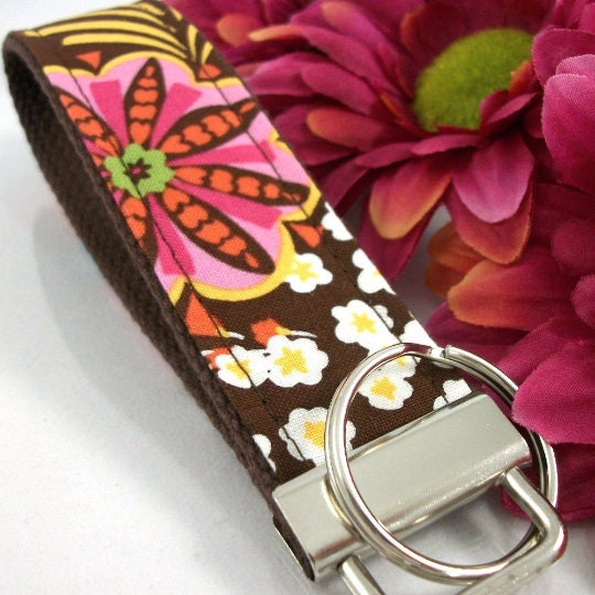 Handmade Floral Keychain, College Graduation Gift for her, I Miss You Gift, Mom Gift from Son