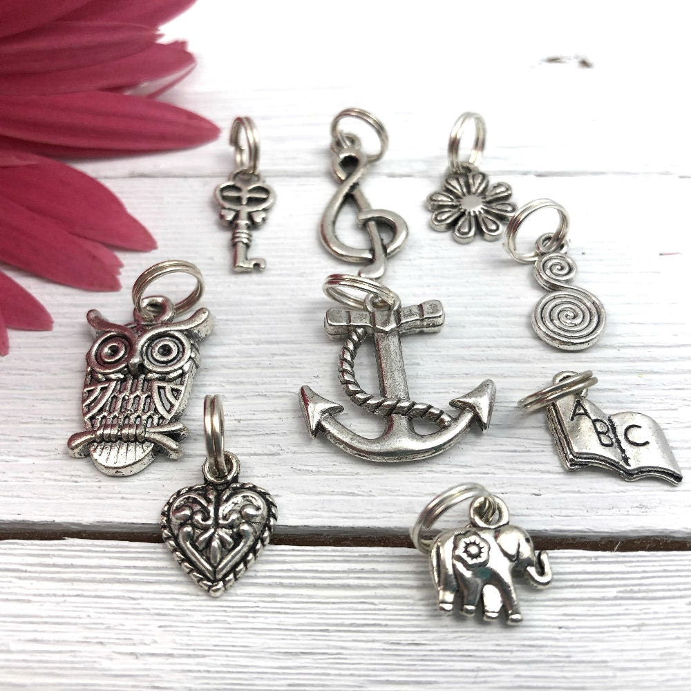 Mini Keyfob FOB Keychain for Women Ideal as a Purse Keychain or Backpack Keychain, Ideal Small Bridesmaid Gift, Floral