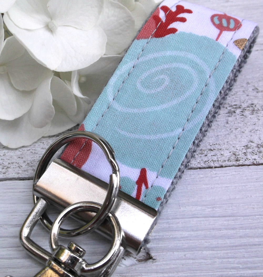 Mini Keyfob FOB Keychain for Women Ideal as a Purse Keychain or Backpack Keychain, Ideal Small Bridesmaid Gift, Floral
