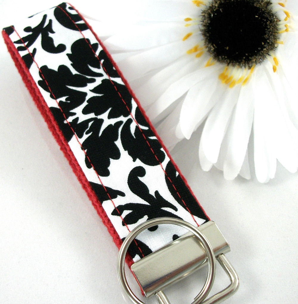 Damask Key Fob in Black and White