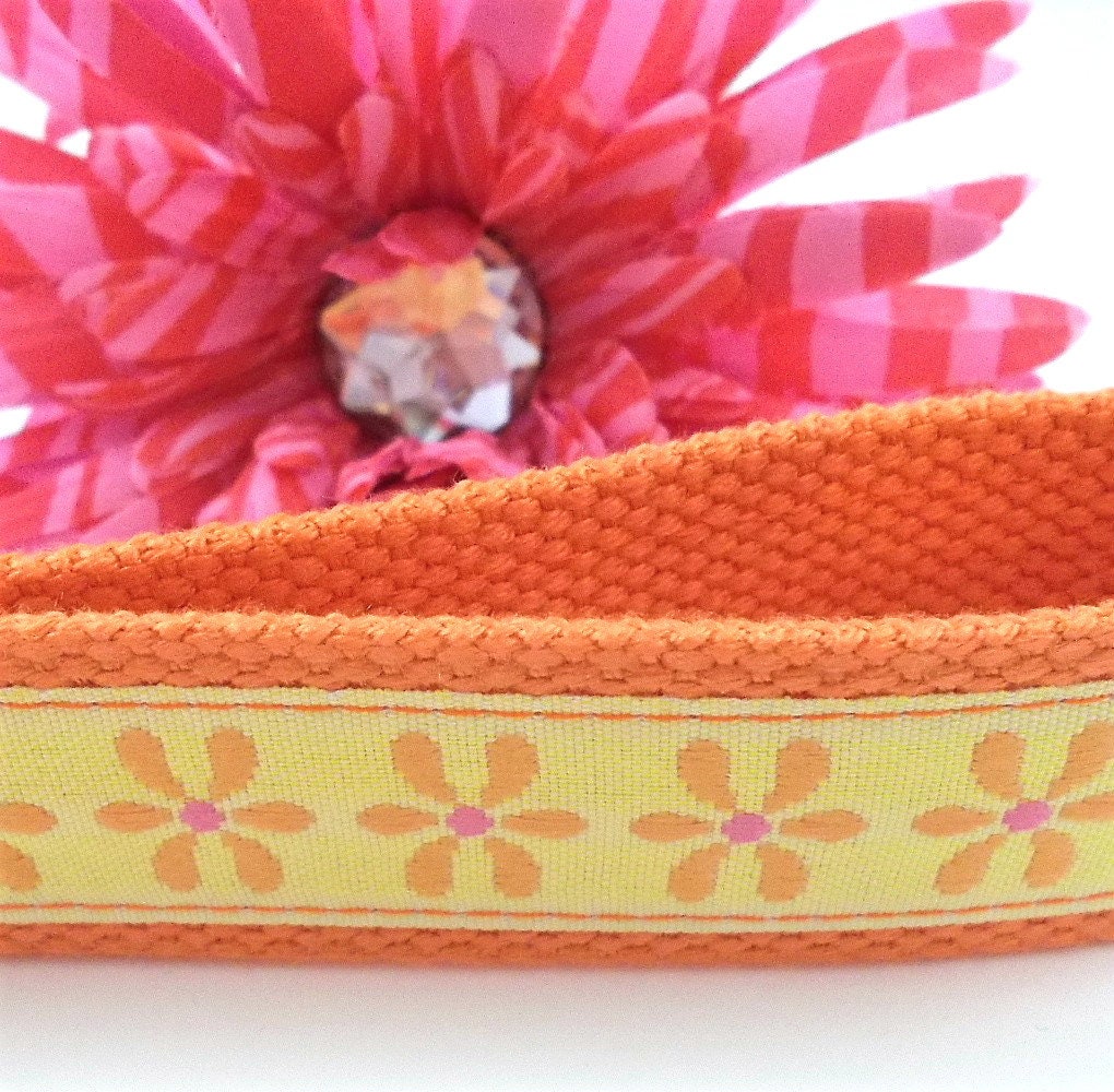 Handmade Jacquard Ribbon Keychain, College Graduation Gift for her, I Miss You Gift, Mom Gift from Son