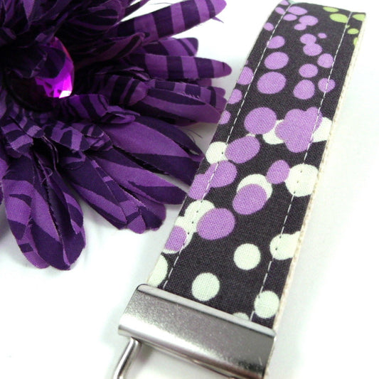 Handmade Wristlet Keychain in Lavender fabric, Good Luck Gift, Best Friend Gifts Long Distance, Preschool Teacher Gifts