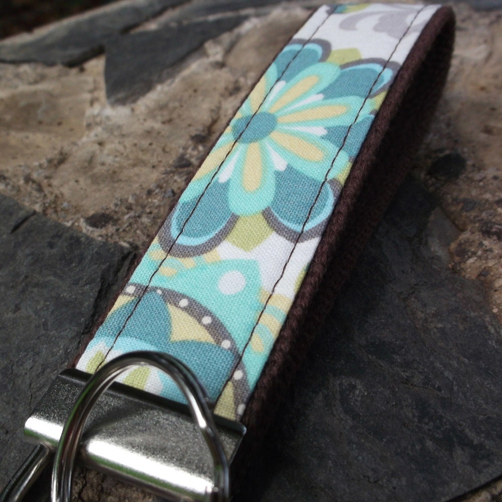 Handmade Floral Keychain Wristlet, College Graduation Gift for her, Thank you for Helping Me Grow, Expecting Mom Gift