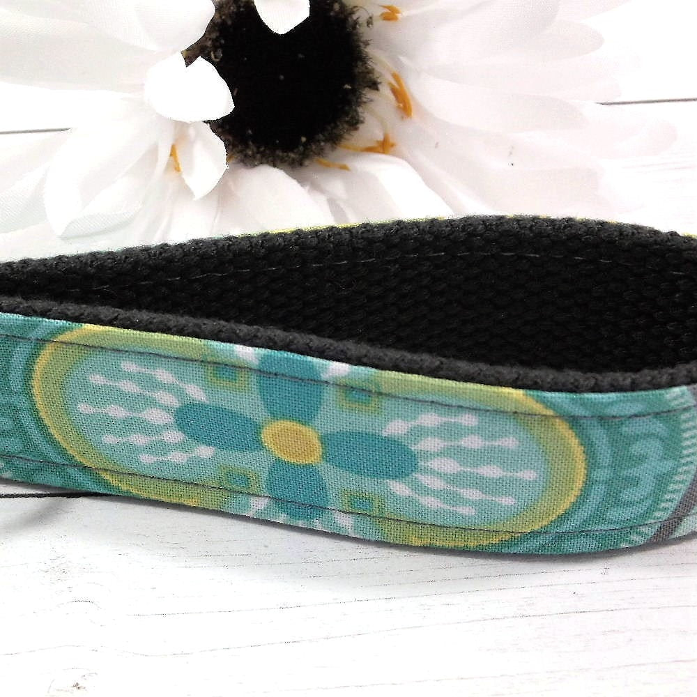 Floral Wristlet Keychain, College Graduation Gift for her, I Miss You Gift, Goodbye Gift