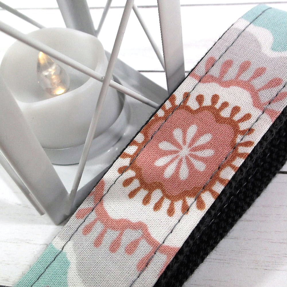 Handmade Floral Wristlet Keychain, College Graduation Gift for her, End of Year Teacher Gift, Good Luck Gifts