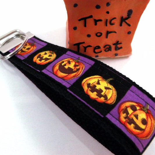 Handmade Jackolantern Keychain, Popular Right Now, Halloween, Thank you gift for Friend, Preschool Teacher Gifts