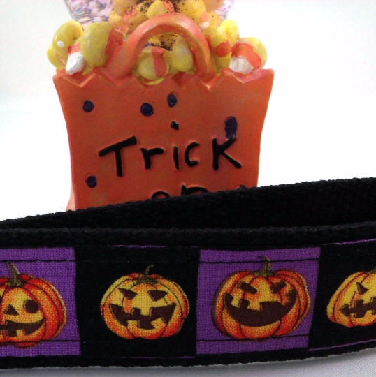 Handmade Jackolantern Keychain, Popular Right Now, Halloween, Thank you gift for Friend, Preschool Teacher Gifts