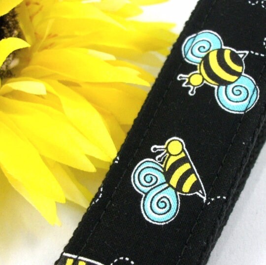 Handmade Wristlet Keychain in Bumble Bee Fabric, College Graduation Gift for her, I Miss You Gift, Mom Gift from Son