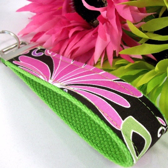 Handmade Floral Keychain, College Graduation Gift for her, I Miss You Gift, Mom Gift from Son