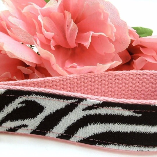 Black and White Zebra Print Wristlet Keychain, Cute Animal Print Keychain, Zebra Stripe Key Fob, Handmade Teacher Gift