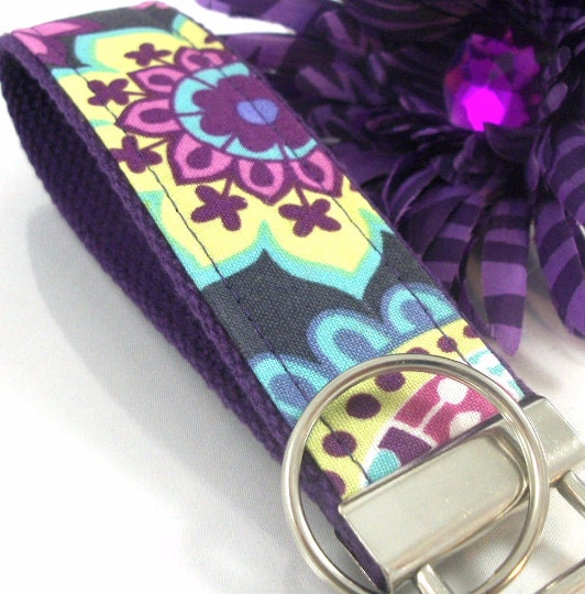 Handmade Wristlet Keychain in Paisley fabric, College Graduation Gift for her, I Miss You Gift, Mom Gift from Son
