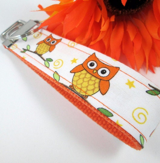 Handmade Wristlet Keychain in Owl Fabric, Librarian Gift, Best Friend Gifts Long Distance, Preschool Teacher Gifts