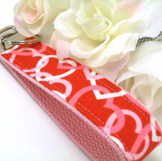 Handmade Heart Keychain, Bridesmaid Gift, Expecting Mom Gift, College Graduation Gift for Her, Popular Right Now, Best Friend Gifts