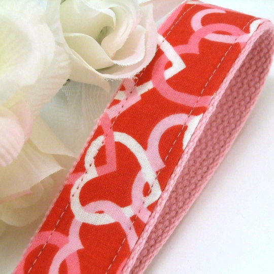 Handmade Heart Keychain, Bridesmaid Gift, Expecting Mom Gift, College Graduation Gift for Her, Popular Right Now, Best Friend Gifts