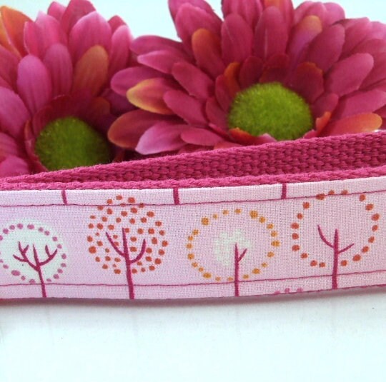 Handmade Wristlet Keychain in Tree Fabric, College Graduation Gift for her, I Miss You Gift, Mom Gift from Son