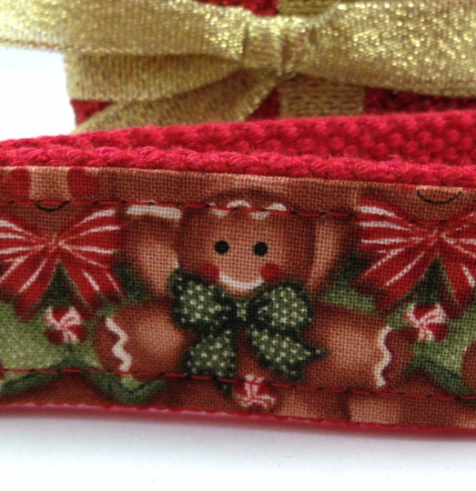 Handmade Christmas Keychain Wristlet, Gingerbread Man, Christmas in July, Trending Now, Key Chains for Women, Teacher Gifts