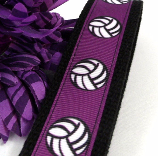 Handmade Volleyball Keychain, College Graduation Gift for her, I Miss You Gift, Volleyball Gifts for her