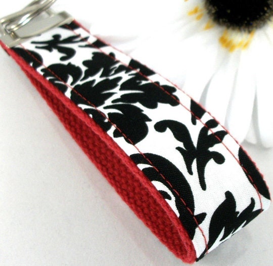 Damask Key Fob in Black and White