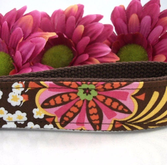 Handmade Floral Keychain, College Graduation Gift for her, I Miss You Gift, Mom Gift from Son