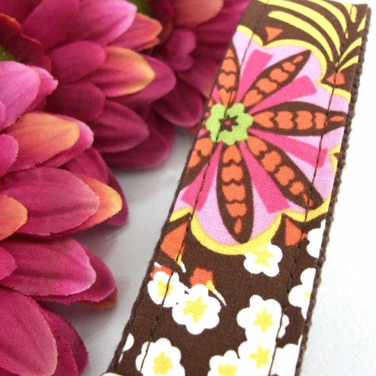 Handmade Floral Keychain, College Graduation Gift for her, I Miss You Gift, Mom Gift from Son