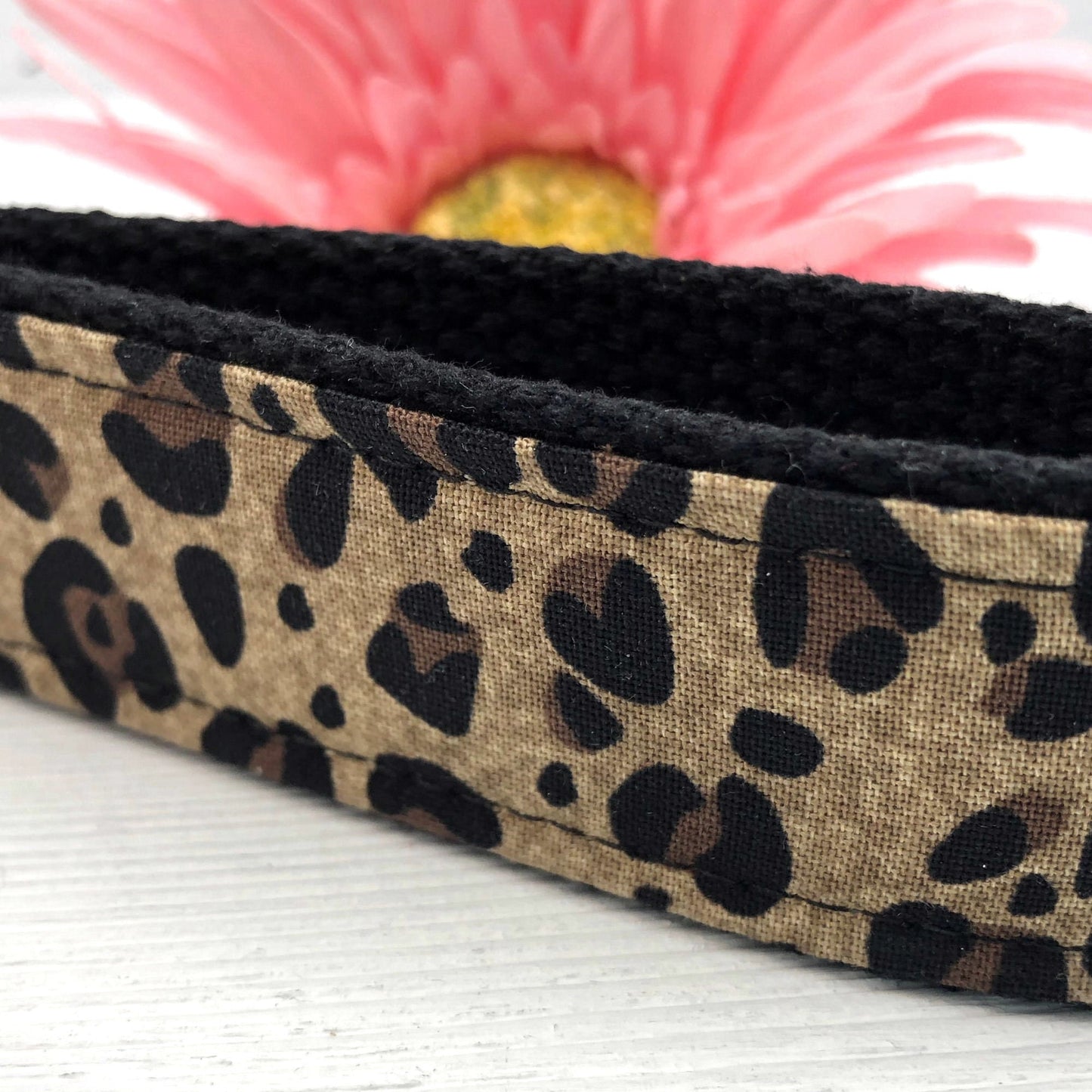 Leopard keychain wristlet | Keychains for Women | Animal Print Keychain | Wristlet Keychain | Key fob Wristlet | Leopard Bracelet Keychain