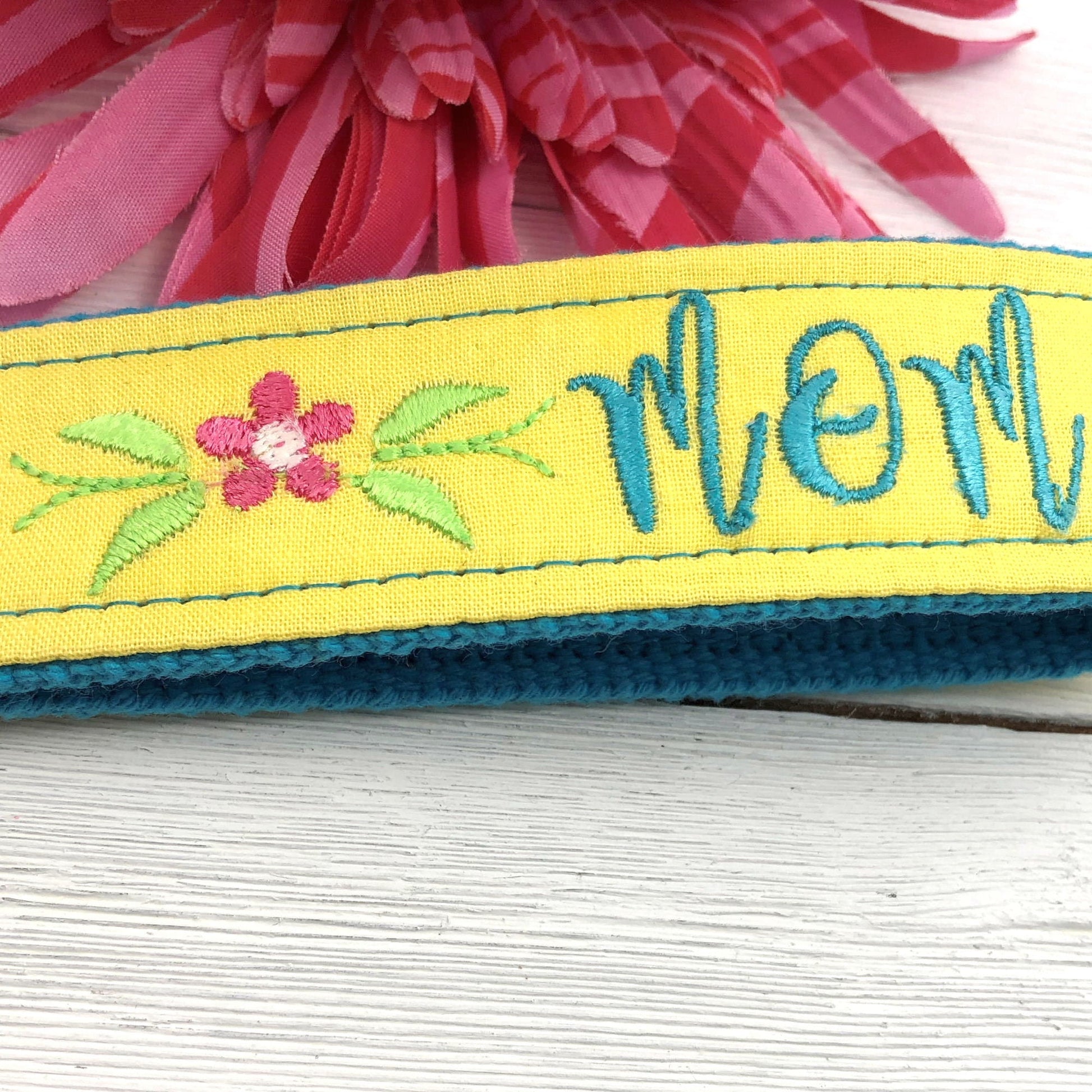 Embroidered Keychain | Mom Gift | Mom Birthday Gift | Mom Keychain | Mom Key chain | Embroidered key fob | Embroidered key chain