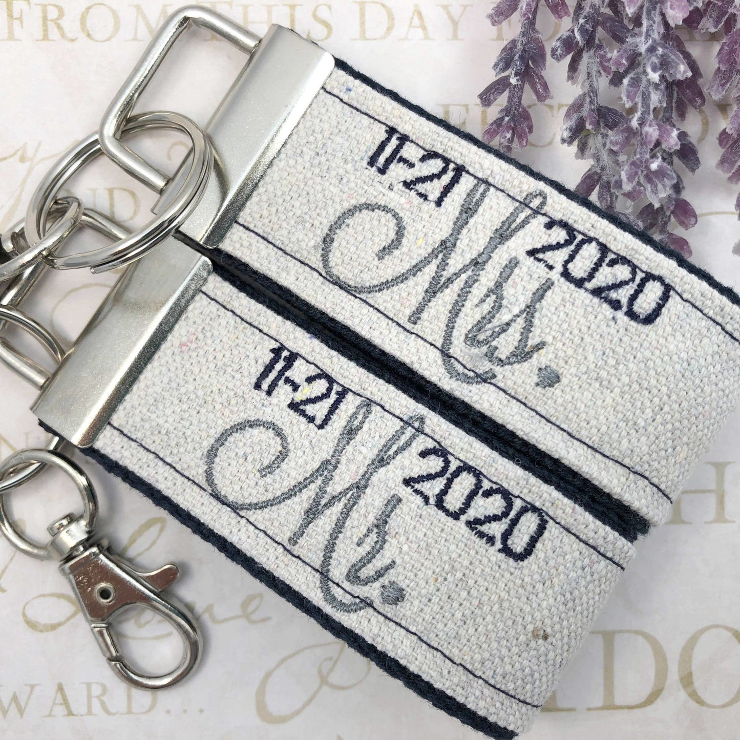 Couples Keychain, Couples Keychains, Couples Keychain Set, Couples Keychain Personalized, Mr. and Mrs., Mr. and Mrs. Gifts, Wedding Gift