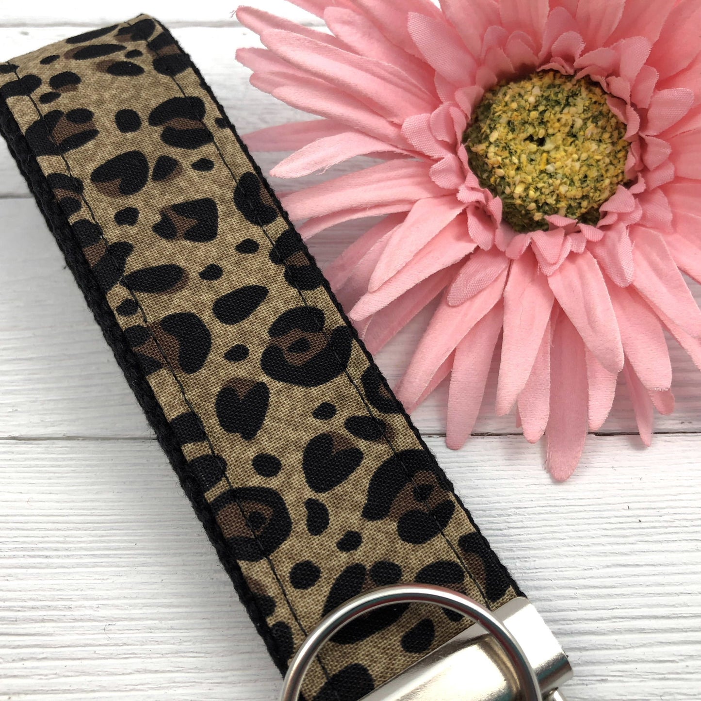 Leopard keychain wristlet | Keychains for Women | Animal Print Keychain | Wristlet Keychain | Key fob Wristlet | Leopard Bracelet Keychain