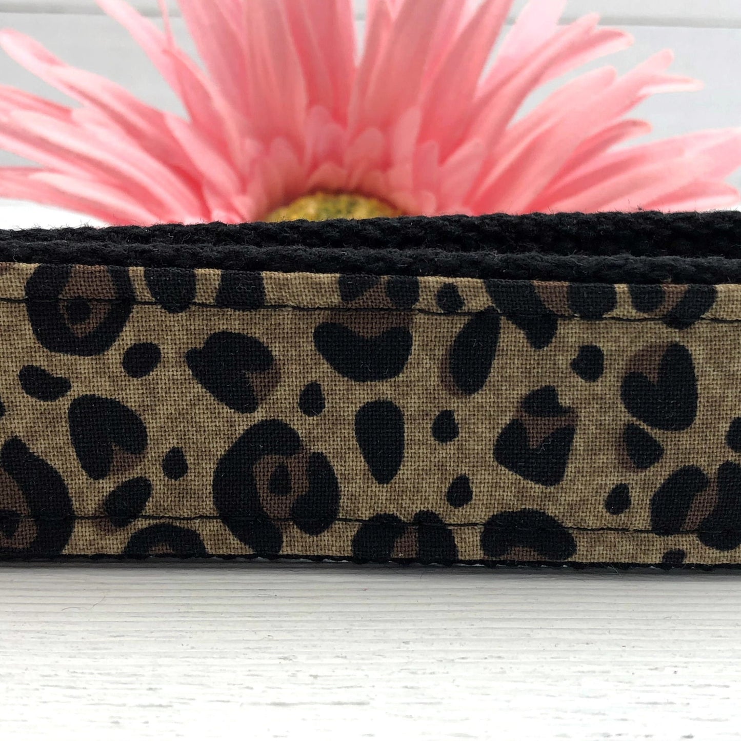 Leopard keychain wristlet | Keychains for Women | Animal Print Keychain | Wristlet Keychain | Key fob Wristlet | Leopard Bracelet Keychain