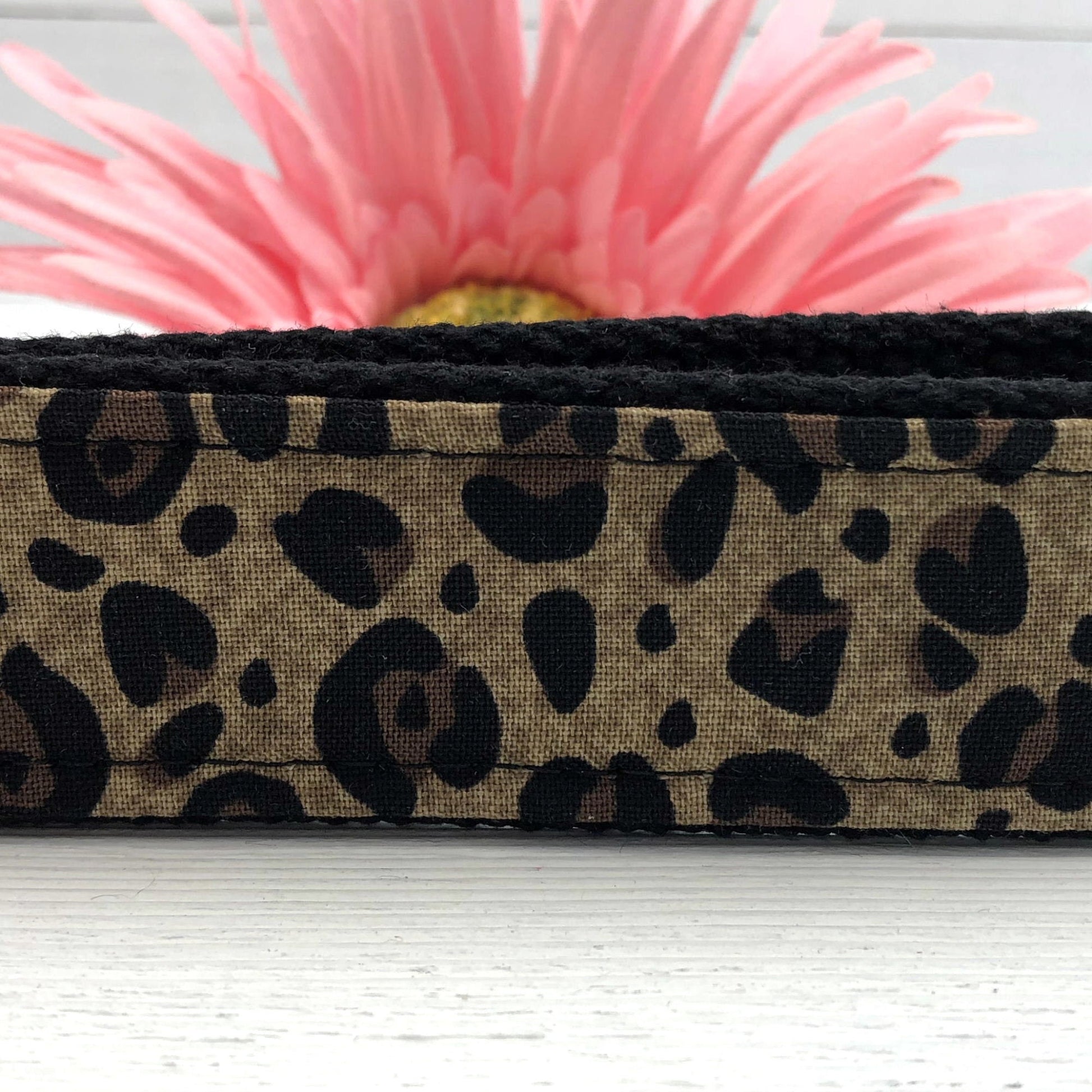 Leopard keychain wristlet | Keychains for Women | Animal Print Keychain | Wristlet Keychain | Key fob Wristlet | Leopard Bracelet Keychain